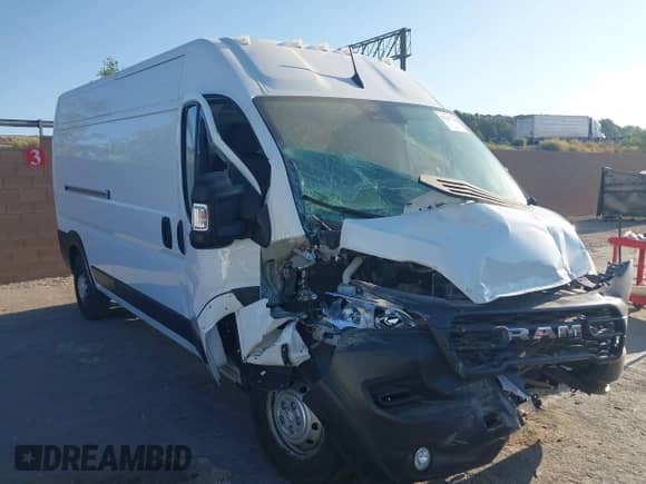 2023 Ram ProMaster Cargo with VIN 3C6LRVDGXPE556512, listed as a IAAI auction lot 43207740 with 7,973 mi miles and . Bid and sale history available at DreamBid. Image 6.
