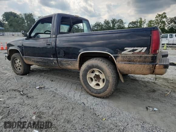 1990 Chevrolet Silverado 1500 с VIN 1GCDK14KXLZ207783, выставлен на аукционе Copart как лот 69906545 с пробегом 175 472 миль миль и Чистый • Clean title. История ставок и продаж доступна на DreamBid. Изображение 2.