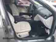 2011 Mercedes-Benz C 300 Sport z VIN WDDGF5EB1BF652152, wystawiony jako IAAI lot #43400016 z przebiegiem 174 658 mil mil oraz . Historia ofert i sprzedaży dostępna na DreamBid. Obrazek 5.