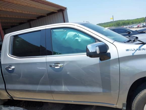 2023 Chevrolet Silverado 1500 LTZ с VIN 2GCPAEED9P1111245, выставлен на аукционе IAAI как лот 42448981 с пробегом 57 321 миль миль и . История ставок и продаж доступна на DreamBid. Изображение 14.