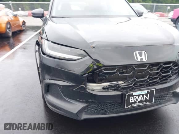 2025 Honda HR-V LX с VIN 3CZRZ1H35SM700978, выставлен на аукционе IAAI как лот 42939198 с пробегом 50 002 миль миль и . История ставок и продаж доступна на DreamBid. Изображение 18.