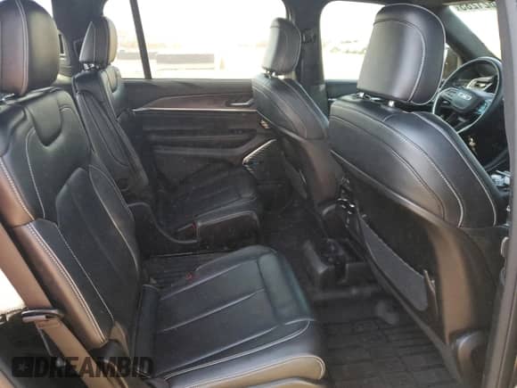 2022 Jeep Grand Cherokee Overland с VIN 1C4RJKDG1N8564532, выставлен на аукционе Copart как лот 68621285 с пробегом 52 604 миль миль и Чистый • Clean title. История ставок и продаж доступна на DreamBid. Изображение 11.