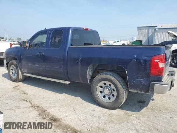 2013 Chevrolet Silverado 1500 LS with VIN 1GCRCREA1DZ373683, listed as a Copart auction lot 67901315 with 116,597 mi miles and Clean title. Bid and sale history available at DreamBid. Image 2.
