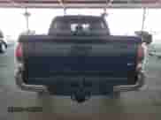 2023 Toyota Tacoma SR5 z VIN 3TMAZ5CN6PM199822, wystawiony jako Copart lot #84072485 z przebiegiem 58 711 mil mil oraz Szkoda całkowita • Salvage title. Historia ofert i sprzedaży dostępna na DreamBid. Obrazek 6.