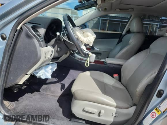 2008 Lexus IS 250 с VIN JTHCK262182021904, выставлен на аукционе Copart как лот 71936145 с пробегом 140 487 миль миль и Списание • Salvage title. История ставок и продаж доступна на DreamBid. Изображение 7.