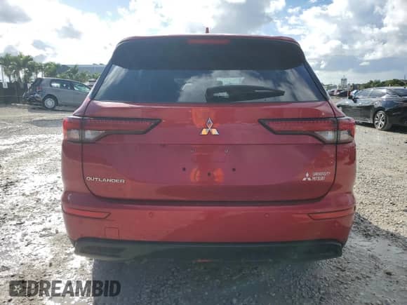 2022 Mitsubishi Outlander SE with VIN JA4J3UA89NZ089748, listed as a Copart auction lot 84996745 with 32,264 mi miles and Non repairable. Bid and sale history available at DreamBid. Image 6.
