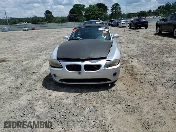 2003 BMW Z4 2.5i z VIN 4USBT33493LS47580, wystawiony jako Copart lot #62754925 z przebiegiem 178 558 mil mil oraz Szkoda całkowita • Salvage title. Historia ofert i sprzedaży dostępna na DreamBid. Obrazek 13.