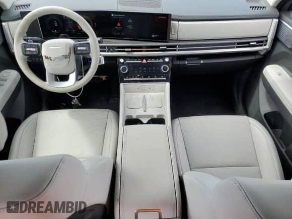 2025 Hyundai Santa Fe SEL с VIN 5NMP24GL0SH135711, выставлен на аукционе Copart как лот 84718025 с пробегом 14 772 миль миль и Списание • Salvage title. История ставок и продаж доступна на DreamBid. Изображение 8.