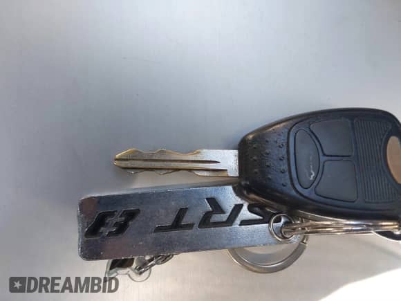 2006 Chrysler 300 C SRT-8 with VIN 2C3LA73W86H388896, listed as a IAAI auction lot 40599030 with 152,547 mi miles and . Bid and sale history available at DreamBid. Image 11.