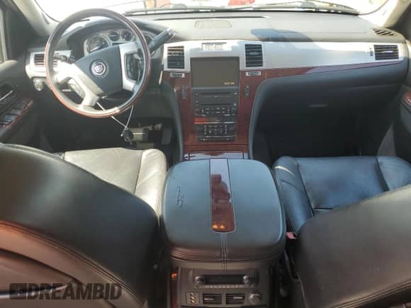 2010 Cadillac Escalade EXT Premium with VIN 3GYVKNEF0AG192375, listed as a Copart auction lot 60010155 with 244,451 mi miles and Clean title. Bid and sale history available at DreamBid. Image 8.