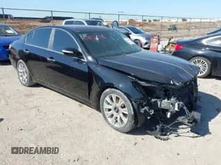 2010 Hyundai Genesis with VIN KMHGC4DE2AU074772, listed as a IAAI auction lot 41952692 with 126,042 mi miles and . Bid and sale history available at DreamBid. Image 1.