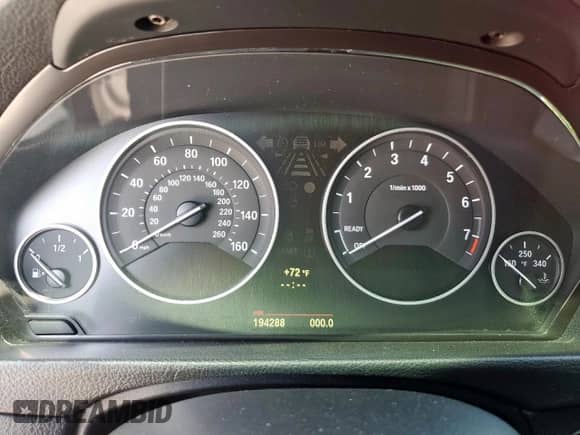 2013 BMW 3 Series 328i with VIN WBA3C1C53DF442370, listed as a Copart auction lot 59135105 with 194,288 mi miles and Clean title. Bid and sale history available at DreamBid. Image 9.