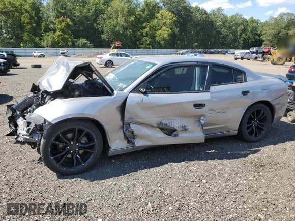 2016 Dodge Charger SXT с VIN 2C3CDXHG8GH210397, выставлен на аукционе Copart как лот 70907745 с пробегом 77 065 миль миль и Списание • Salvage title. История ставок и продаж доступна на DreamBid. Изображение 1.