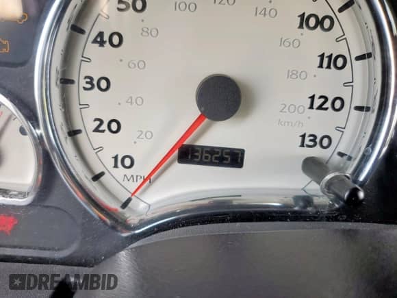 2005 Saturn VUE with VIN 5GZCZ63495S830636, listed as a Copart auction lot 68095575 with 136,257 mi miles and Salvage title. Bid and sale history available at DreamBid. Image 9.