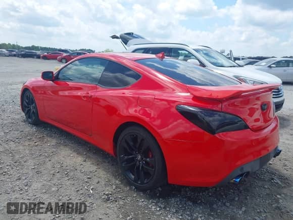 2013 Hyundai Genesis Coupe Track с VIN KMHHU6KJ9DU088427, выставлен на аукционе IAAI как лот 42150151 с пробегом 169 688 миль миль и . История ставок и продаж доступна на DreamBid. Изображение 3.