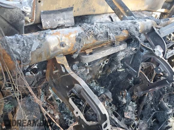 2015 Ram 1500 Tradesman с VIN 1C6RR7KMXFS684713, выставлен на аукционе Copart как лот 88312395 с пробегом Не указан миль и На запчасти • Non repairable. История ставок и продаж доступна на DreamBid. Изображение 9.