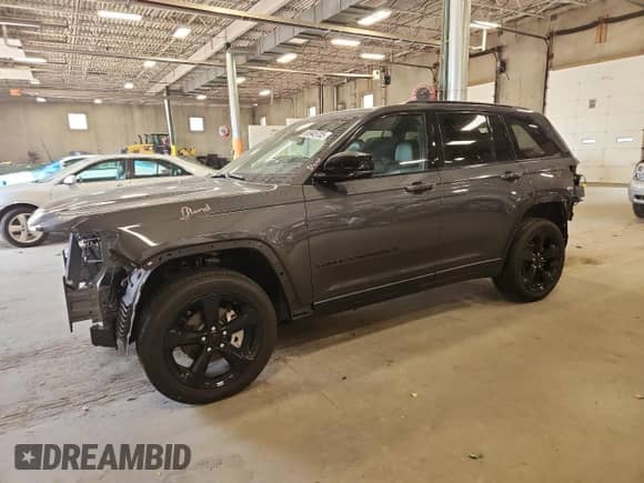 2024 Jeep Grand Cherokee Laredo with VIN 1C4RJHAG5RC210474, listed as a Copart auction lot 66945705 with 6,530 mi miles and Salvage title. Bid and sale history available at DreamBid. Image 1.