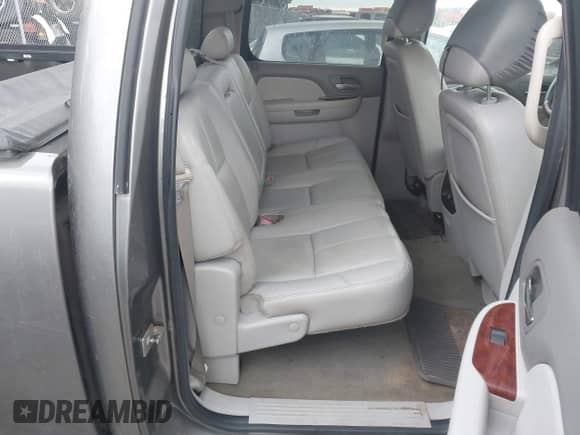 2009 GMC Sierra 1500 SLT with VIN 3GTEK33M09G196059, listed as a IAAI auction lot 42769741 with 203,061 mi miles and . Bid and sale history available at DreamBid. Image 8.