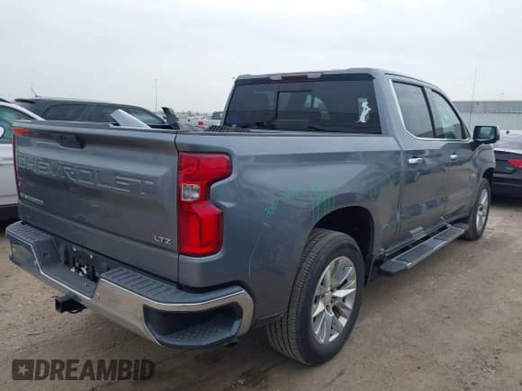 2019 Chevrolet Silverado 1500 LTZ с VIN 3GCPWEEDXKG159533, выставлен на аукционе IAAI как лот 41747377 с пробегом 45 179 миль миль и . История ставок и продаж доступна на DreamBid. Изображение 4.
