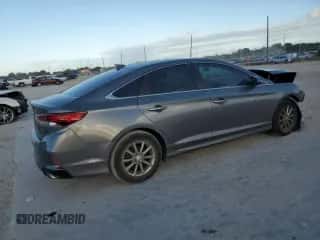 2018 Hyundai Sonata SE z VIN 5NPE24AF7JH702248, wystawiony jako Copart lot #87008745 z przebiegiem 118 562 mil mil oraz Szkoda całkowita • Salvage title. Historia ofert i sprzedaży dostępna na DreamBid. Obrazek 3.