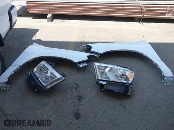 2023 Ram 1500 Big Horn z VIN 1C6RREFT3PN604528, wystawiony jako IAAI lot #42606799 z przebiegiem 50 652 mil mil oraz . Historia ofert i sprzedaży dostępna na DreamBid. Obrazek 12.