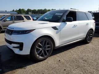 2024 Land Rover Range Rover Sport SE с VIN SAL1P9EUXRA418310, выставлен на аукционе Copart как лот 61818055 с пробегом 14 937 миль миль и Списание • Salvage title. История ставок и продаж доступна на DreamBid. Изображение 1.