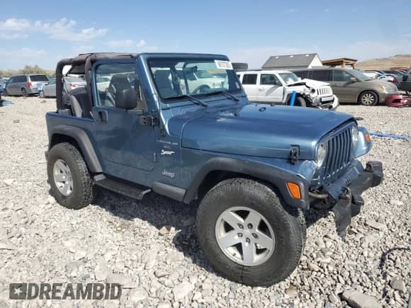 1998 Jeep Wrangler Sport z VIN 1J4FY19S5WP798597, wystawiony jako Copart lot #68707305 z przebiegiem Nie podano mil oraz Szkoda całkowita • Salvage title. Historia ofert i sprzedaży dostępna na DreamBid. Obrazek 4.