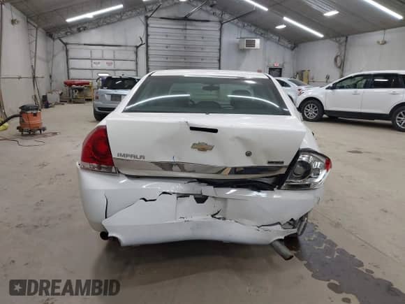 2008 Chevrolet Impala z VIN 2G1WS583481364267, wystawiony jako IAAI lot #43329388 z przebiegiem 161 805 mil mil oraz . Historia ofert i sprzedaży dostępna na DreamBid. Obrazek 17.