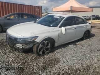 2018 Honda Accord EX z VIN 1HGCV1F42JA017166, wystawiony jako Copart lot #83888285 z przebiegiem 176 643 mil mil oraz Szkoda całkowita • Salvage title. Historia ofert i sprzedaży dostępna na DreamBid. Obrazek 1.