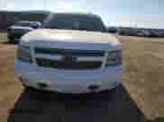 2009 Chevrolet Suburban LTZ с VIN 1GNFK363X9R235500, выставлен на аукционе Copart как лот 59588595 с пробегом 258 754 миль миль и Чистый • Clean title. История ставок и продаж доступна на DreamBid. Изображение 5.