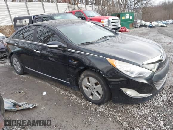 2011 Hyundai Sonata Hybrid with VIN KMHEC4A49BA002070, listed as a IAAI auction lot 41490260 with 216,691 mi miles and . Bid and sale history available at DreamBid. Image 1.