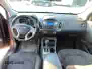 2014 Hyundai Tucson GLS z VIN KM8JTCAF1EU920344, wystawiony jako Copart lot #85783835 z przebiegiem 218 000 mil mil oraz Czysty tytuł • Clean title. Historia ofert i sprzedaży dostępna na DreamBid. Obrazek 9.