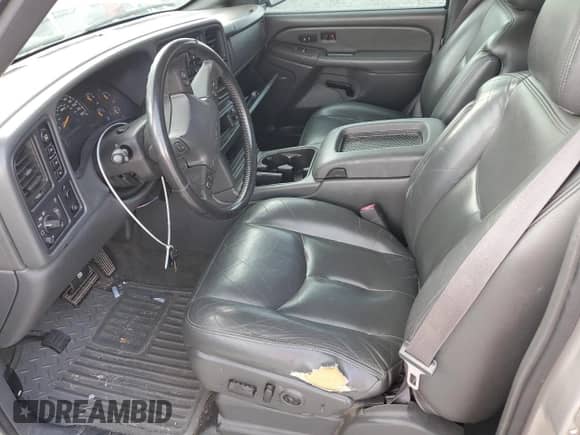 2005 GMC Sierra 1500 SLT z VIN 2GTEK13T051268764, wystawiony jako Copart lot #68006645 z przebiegiem 255 247 mil mil oraz Szkoda całkowita • Salvage title. Historia ofert i sprzedaży dostępna na DreamBid. Obrazek 7.