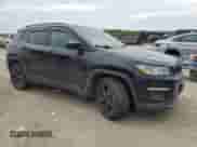 2019 Jeep Compass Altitude with VIN 3C4NJCBB2KT706637, listed as a Copart auction lot 86140265 with 161,415 mi miles and Salvage title. Bid and sale history available at DreamBid. Image 4.