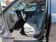 2017 GMC Sierra 1500 z VIN 1GTR1LEC9HZ311703, wystawiony jako Copart lot #58669115 z przebiegiem 48 752 mil mil oraz Szkoda całkowita • Salvage title. Historia ofert i sprzedaży dostępna na DreamBid. Obrazek 9.