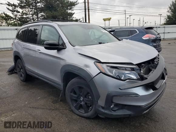2022 Honda Pilot TrailSport with VIN 5FNYF6H88NB044366, listed as a Copart auction lot 81637765 with 25,964 mi miles and Salvage title. Bid and sale history available at DreamBid. Image 4.