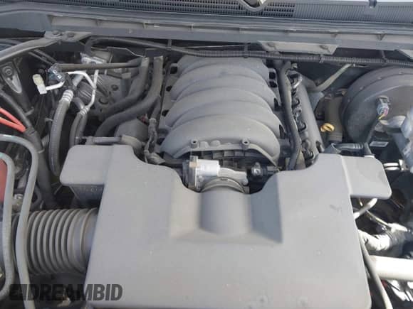 2018 GMC Sierra 1500 SLT z VIN 3GTU2NEC1JG470434, wystawiony jako IAAI lot #43335361 z przebiegiem 79 283 mil mil oraz . Historia ofert i sprzedaży dostępna na DreamBid. Obrazek 17.