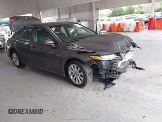 2019 Toyota Camry SE z VIN 4T1B11HK8KU763229, wystawiony jako IAAI lot #43320855 z przebiegiem 99 256 mil mil oraz . Historia ofert i sprzedaży dostępna na DreamBid. Obrazek 1.
