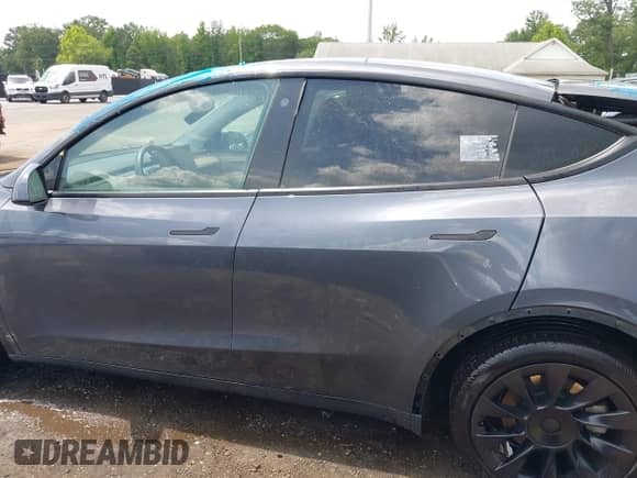 2023 Tesla Model Y Long Range с VIN 7SAYGDEEXPF697167, выставлен на аукционе IAAI как лот 42793490 с пробегом 69 019 миль миль и . История ставок и продаж доступна на DreamBid. Изображение 15.