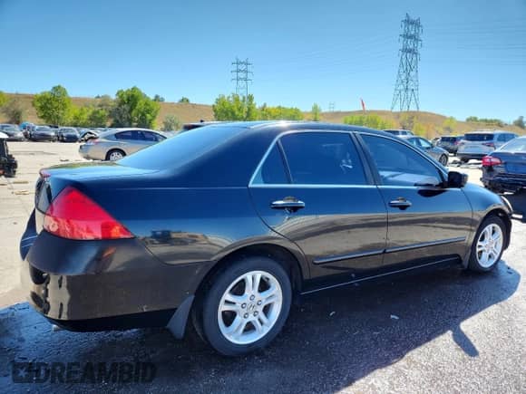 2006 Honda Accord LX SE with VIN 1HGCM56396A152993, listed as a Copart auction lot 84234815 with 214,349 mi miles and Salvage title. Bid and sale history available at DreamBid. Image 3.