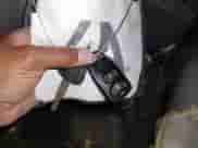 2007 Hyundai Tucson SE z VIN KM8JN12D47U485785, wystawiony jako IAAI lot #43306100 z przebiegiem 179 960 mil mil oraz . Historia ofert i sprzedaży dostępna na DreamBid. Obrazek 11.