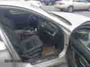 2011 BMW 5 Series 528i с VIN WBAFR1C59BC260926, выставлен на аукционе IAAI как лот 43472061 с пробегом 113 600 миль миль и . История ставок и продаж доступна на DreamBid. Изображение 5.