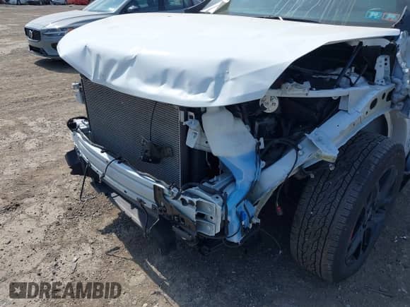 2023 Chevrolet Traverse Premier с VIN 1GNEVKKW2PJ257838, выставлен на аукционе IAAI как лот 42134939 с пробегом 30 910 миль миль и . История ставок и продаж доступна на DreamBid. Изображение 20.