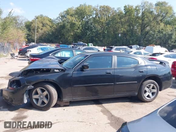 2009 Dodge Charger SE с VIN 2B3KA43D19H514008, выставлен на аукционе IAAI как лот 43352922 с пробегом Не указан миль и . История ставок и продаж доступна на DreamBid. Изображение 14.