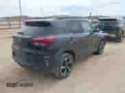 2022 Chevrolet TrailBlazer RS z VIN KL79MTSL3NB069097, wystawiony jako IAAI lot #42970183 z przebiegiem 123 655 mil mil oraz . Historia ofert i sprzedaży dostępna na DreamBid. Obrazek 4.