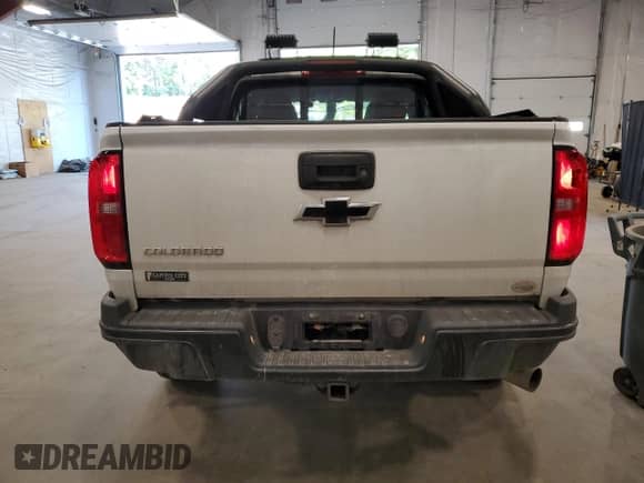 2020 Chevrolet Colorado 4WD ZR2 с VIN 1GCPTEE19L1107454, выставлен на аукционе Copart как лот 69762774 с пробегом 71 186 миль миль и На запчасти • Non repairable. История ставок и продаж доступна на DreamBid. Изображение 6.