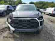 2022 Toyota Tundra SR5 with VIN 5TFLA5DB5NX033867, listed as a Copart auction lot 71695995 with 27,102 mi miles and Salvage title. Bid and sale history available at DreamBid. Image 5.