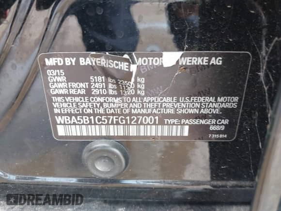 2015 BMW 5 Series 535i с VIN WBA5B1C57FG127001, выставлен на аукционе IAAI как лот 43033850 с пробегом 125 104 миль миль и . История ставок и продаж доступна на DreamBid. Изображение 9.