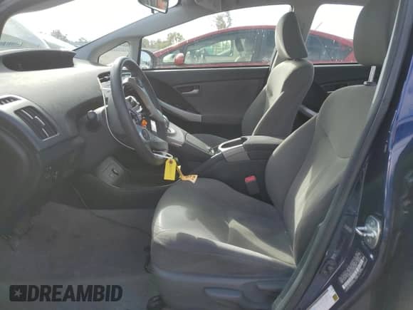 2013 Toyota Prius Three z VIN JTDKN3DU7D0345878, wystawiony jako Copart lot #86145055 z przebiegiem 114 271 mil mil oraz Szkoda całkowita • Salvage title. Historia ofert i sprzedaży dostępna na DreamBid. Obrazek 7.