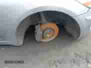 2009 Hyundai Genesis z VIN KMHGC46F69U064960, wystawiony jako IAAI lot #41954868 z przebiegiem 136 111 mil mil oraz . Historia ofert i sprzedaży dostępna na DreamBid. Obrazek 14.